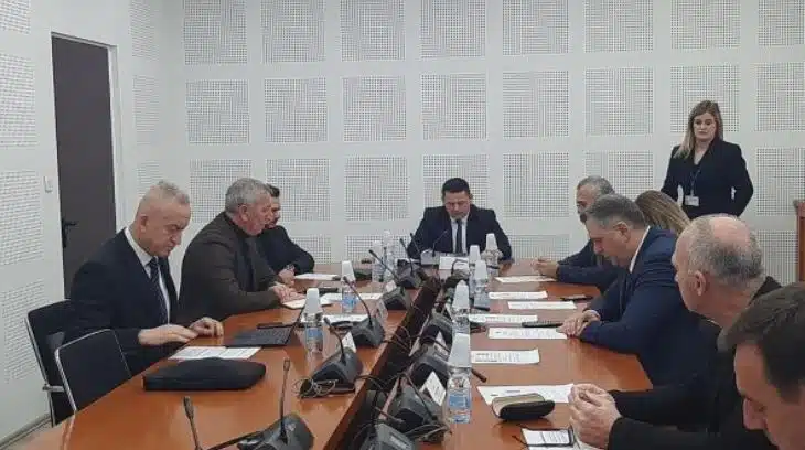 Dështon Projektligji për Pensionet e Policisë, Bekë Berisha: Nuk mbahet shteti kështu