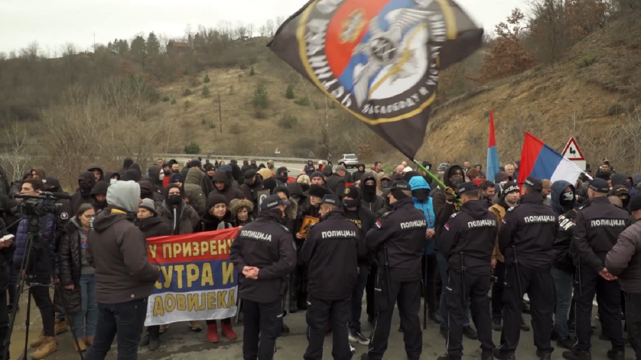 Luftë hibride serbo-ruse/ Kurti: Qëllimi i protestës destabilizimi i Kosovës