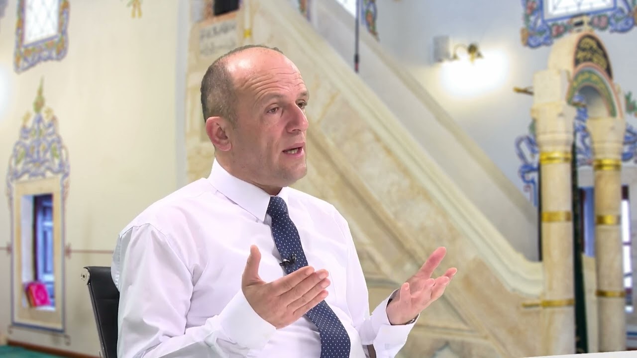 Kryeimami i Podujevës Bekim Jashari, uron vëllezërit e motrat festat e Krishtlindjeve