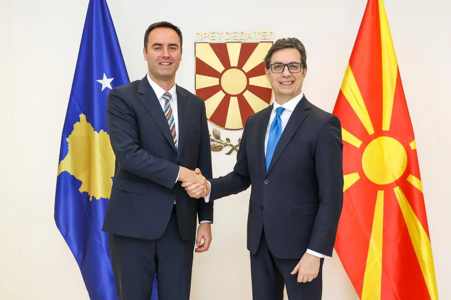 Pendarovski takon Konjufcën, flasin edhe për zhvillimet e fundit në Kosovë