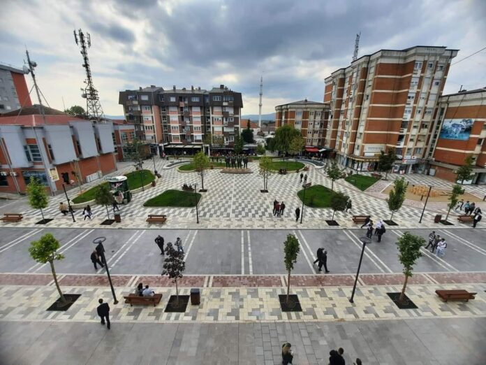 Djali rrah nënën në Podujevë, e bën për spital