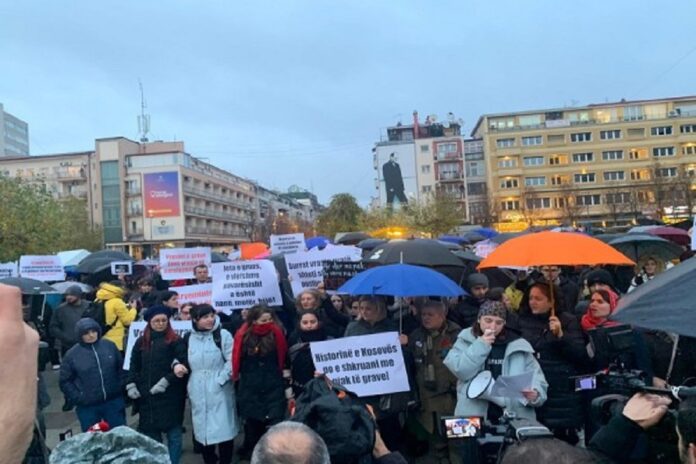 “Jeta e gruas e vlefshme pavarësisht a është nanë, motër, bijë” – nis protesta për vrasjen e shtatzënës