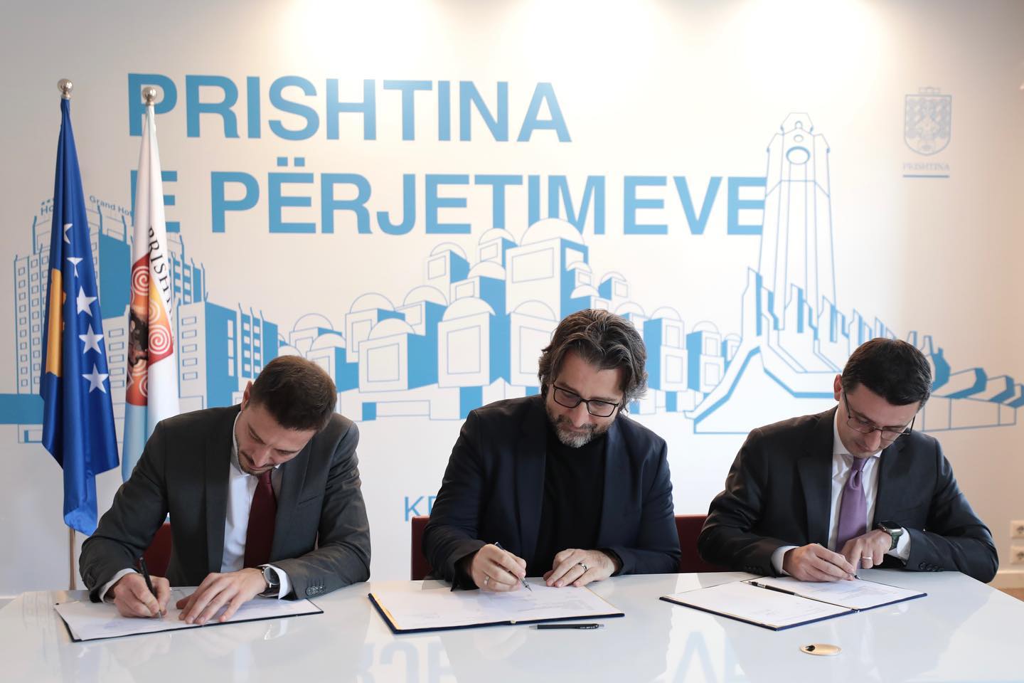 Rama e Osmani nënshkruajn marrëveshjen për projektin më të madh në rajon të sistem të ngrohjes