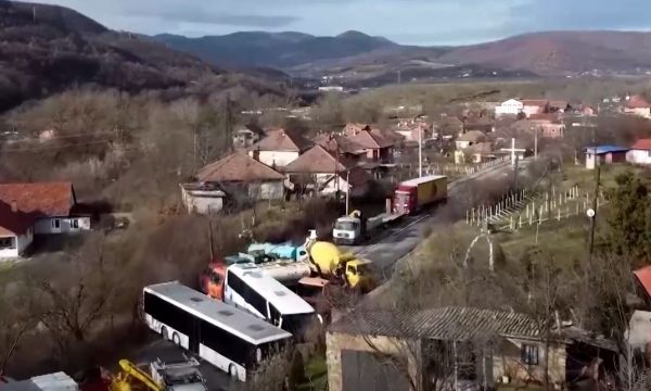 Reuters për gjendjen në veri: Kosova, burim tensioni mes Perëndimit dhe Rusisë