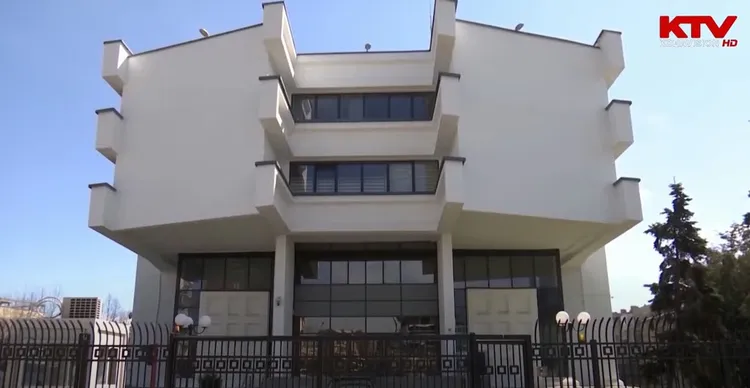 Ngadalësohet rritja ekonomike në Kosovë