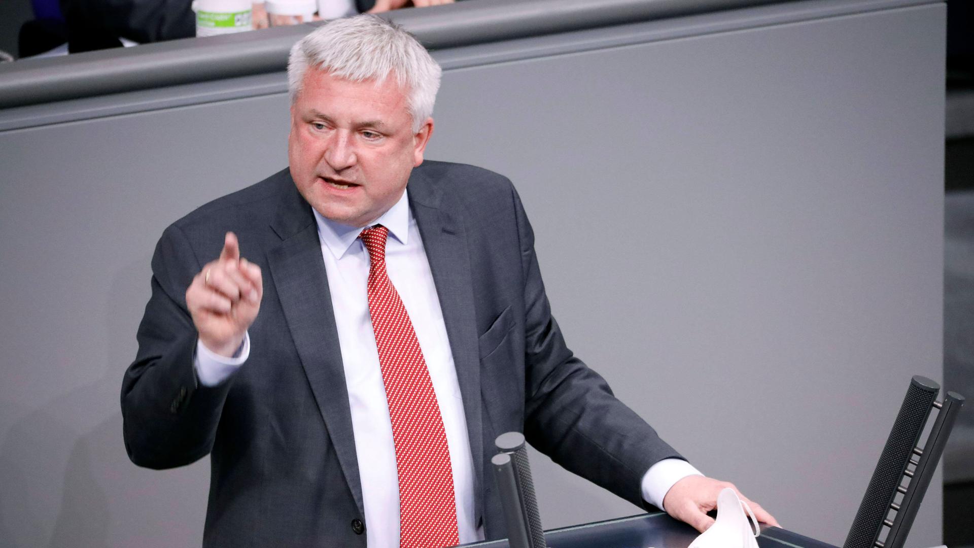 Deputeti gjerman i kërkon sqarime KE-së: Kosova aplikoi 8 muaj më parë, asgjë nuk ndodhi deri tani