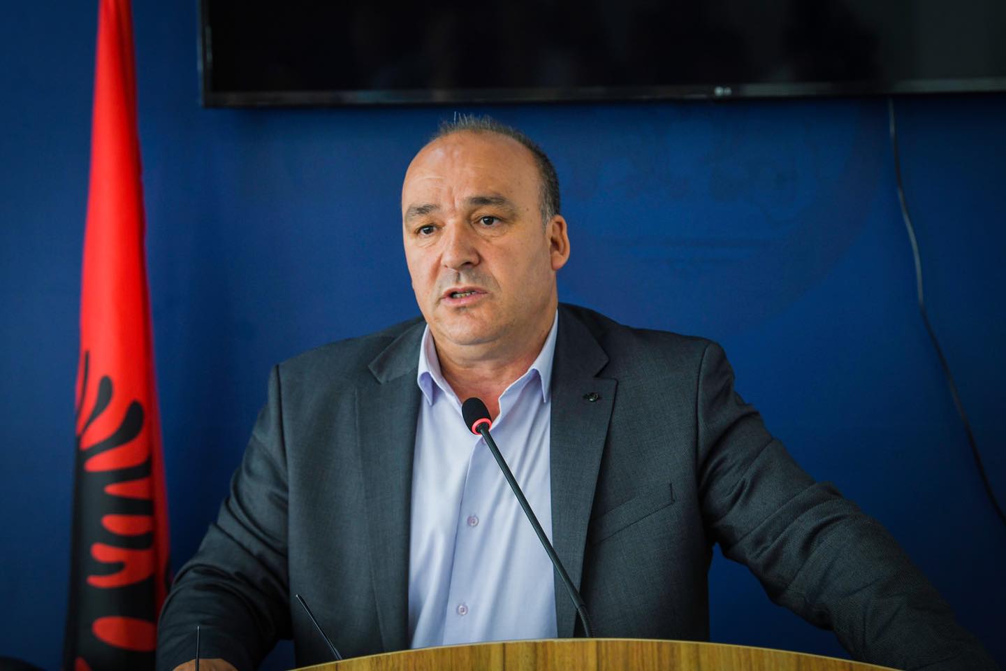 Bulliqi përkujton Enver Malokun, uron që sa më parë të zbardhen kriminelët