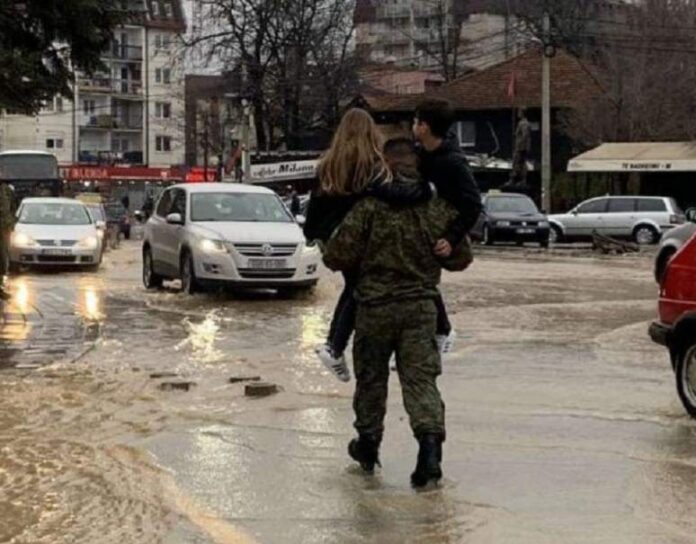 Vërshimet në vend, Mehaj: Pjesëtarët e FSK-së janë në terren në gjendje gatishmërie