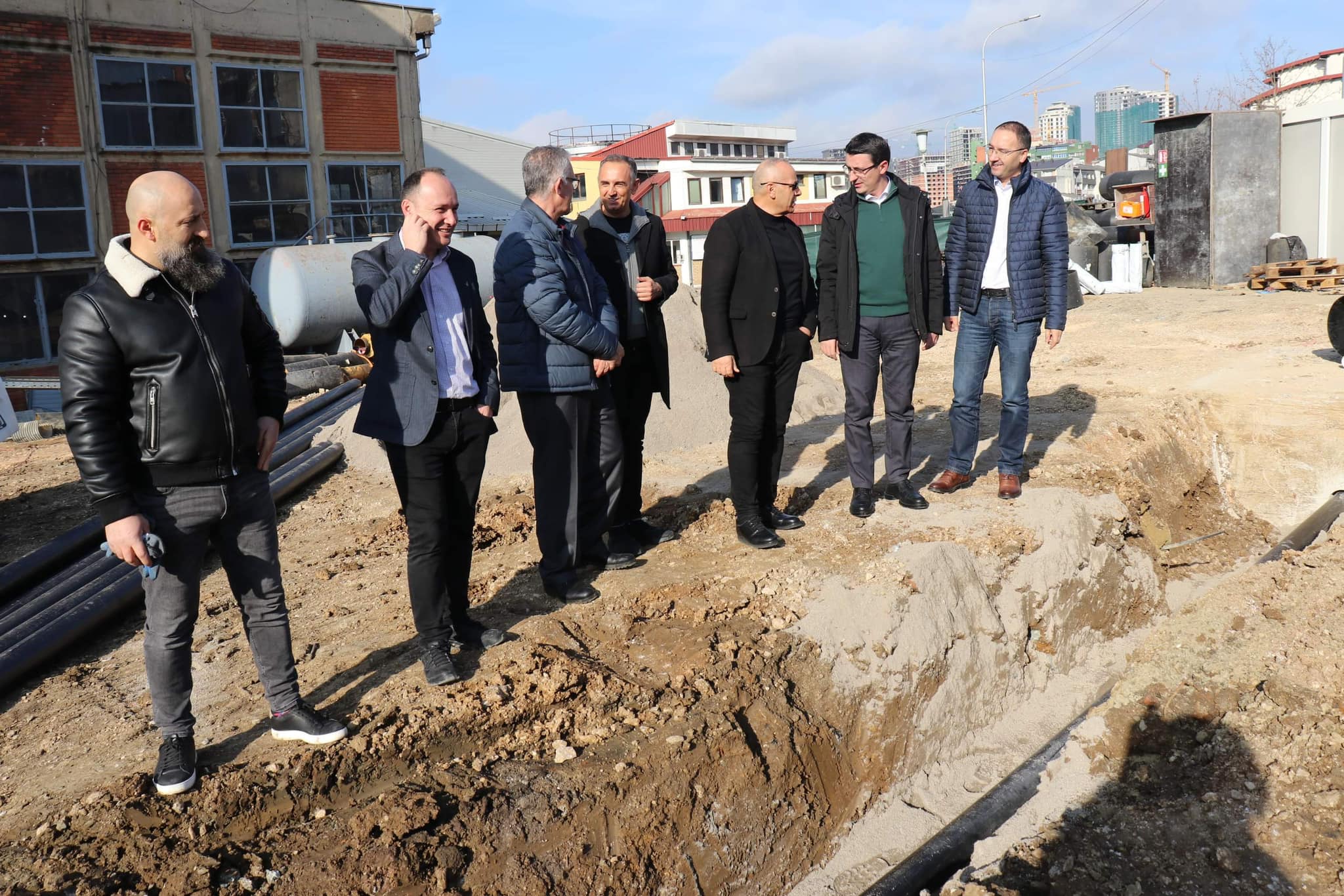 Termokosi e nis vitin me punë, FFK dhe Stacioni Policor Jugu kyçen në ngrohtore