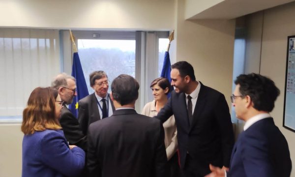 Konjufca në Strasburg, takon delegacione të shteteve anëtare të APKE-së