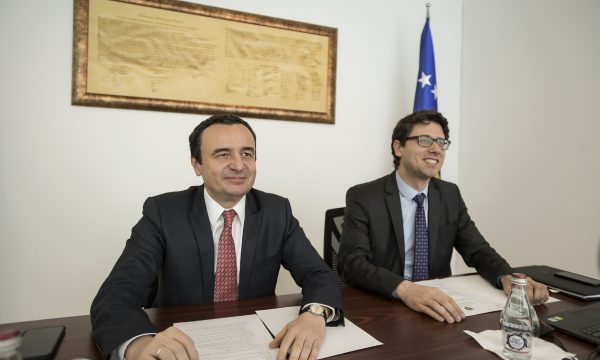 Ministria e heq përgjegjësinë: Shkallën e tatimit e përcaktojnë komunat, ankohuni te ta