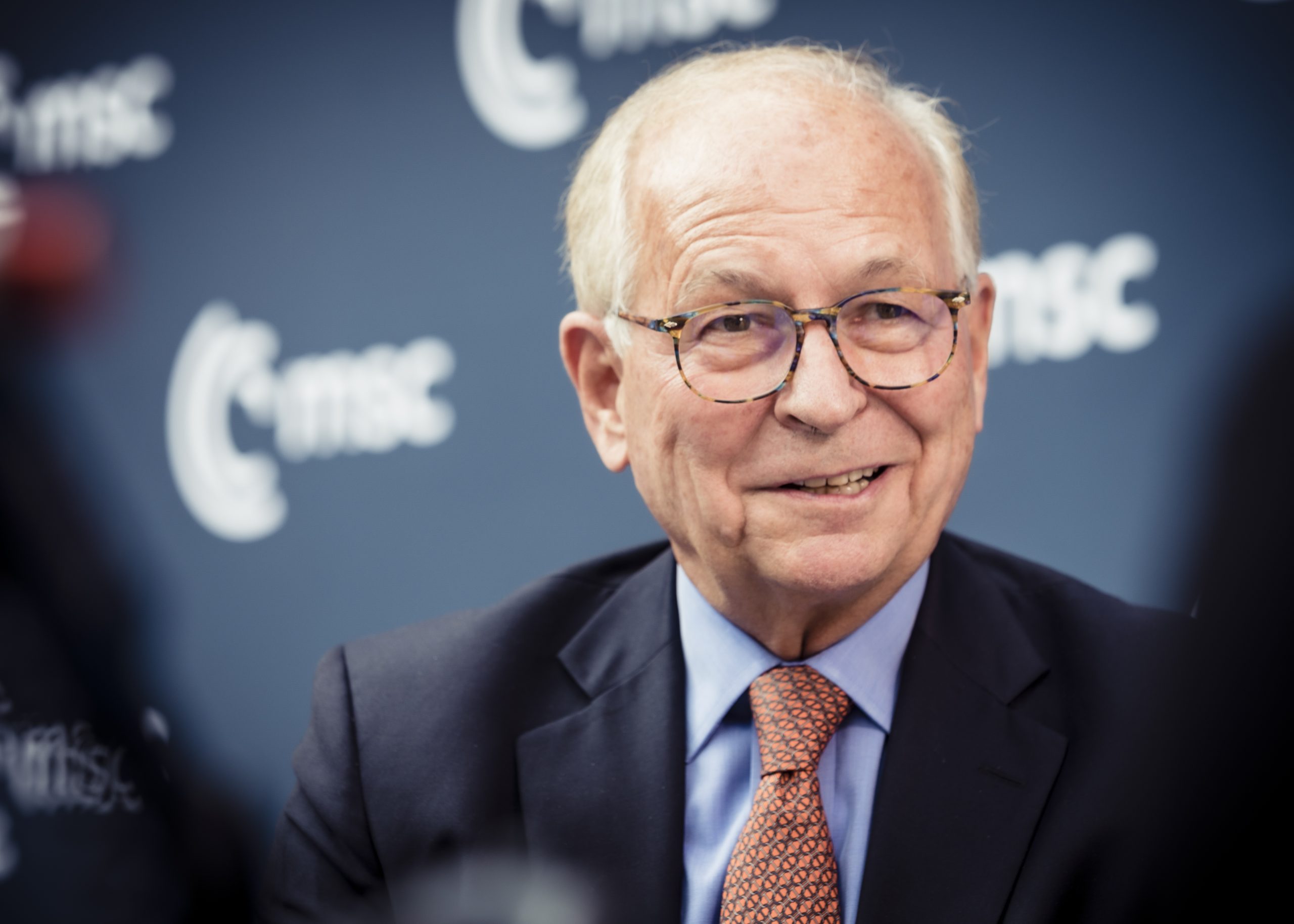 Ischinger tregon se cili plan zgjidh çështjet praktike mes Kosovës dhe Serbisë