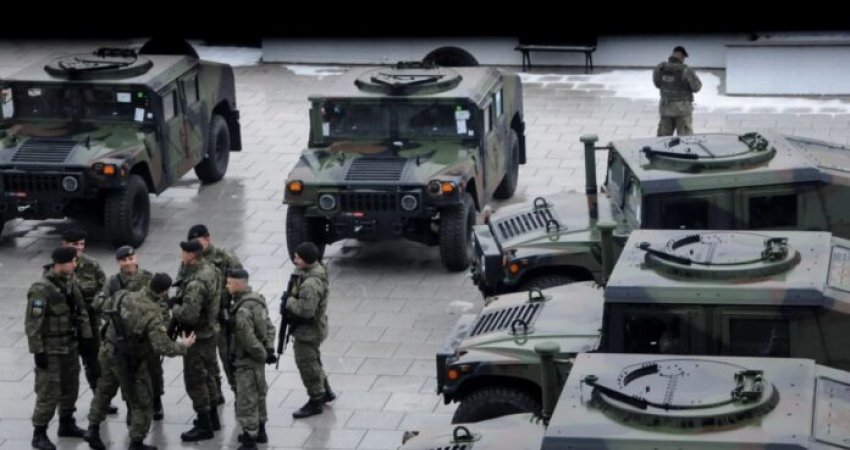 Forcat e Armatosura Shqiptare nisen drejt Kosovës/”Me vëllezërit tanë në ditë të mira dhe të vështira”