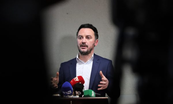 Molliqaj për vizitat e ndërkombëtarëve: Jo veç asociacion etnik, por edhe autonomi për veriun