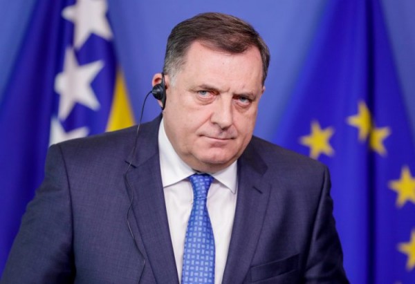 BE-ja paralajmëron pasoja nëse Dodik vazhdon t’i qëndrojë afër presidentit rus