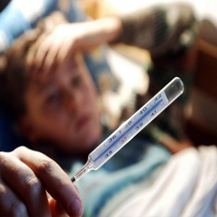 Mjekët: Ky grip është më i rëndë se Covid-i