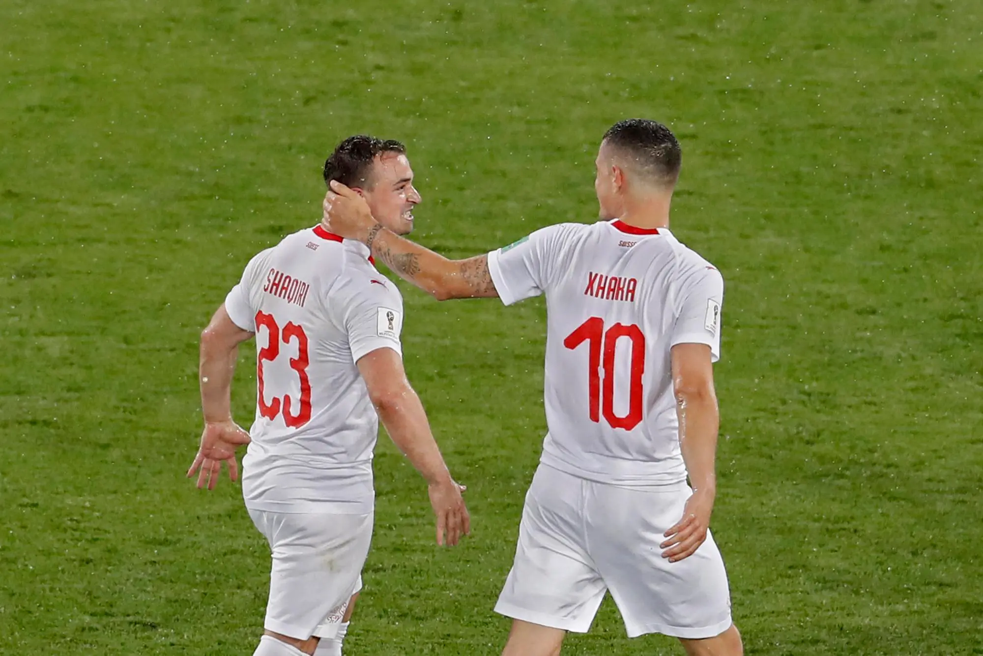 ZYRTARE: FIFA dënon Serbinë për sjelljet e pahijshme ndaj Xhakës e Shaqirit