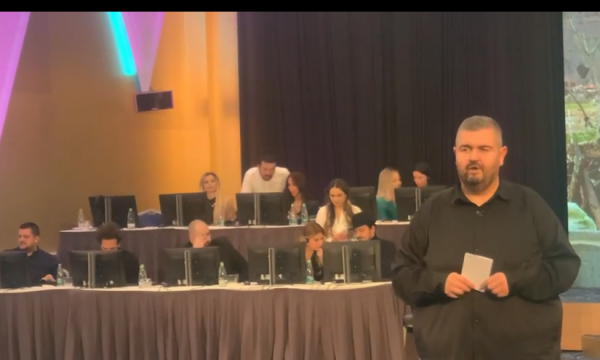 Për tri orë u mblodhën afro 500 mijë euro për familjet që pësuan nga vërshimet