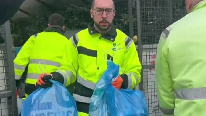 Shembull i mirë, kryetari i Zagrebit pastroi qytetin bashkë me punëtorët