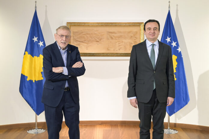 Kurti takon ambasadorin William Walker: Populli shqiptar do të jetë përherë mirënjohës