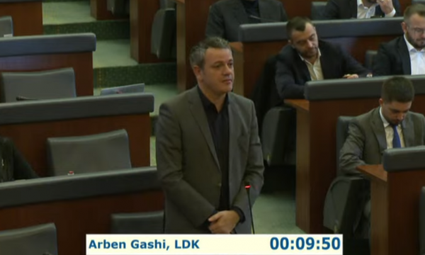 Arben Gashi kritikon Kuvendin për mungesë të efikasitetit në punë