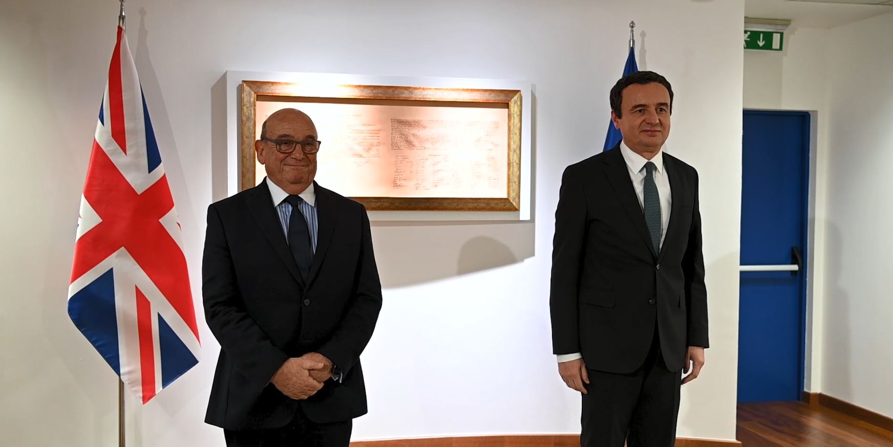 Përfundon takimi i Kurtit me emisarin britanik