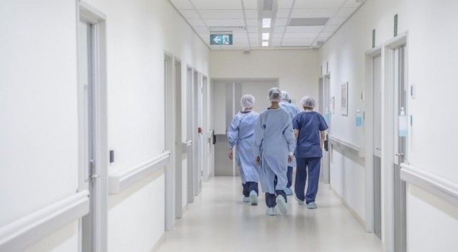 Gjatë festave rëndohet gjendja në QKUK, pacientët detyrohen t’i blejnë pothuajse të gjitha barnat