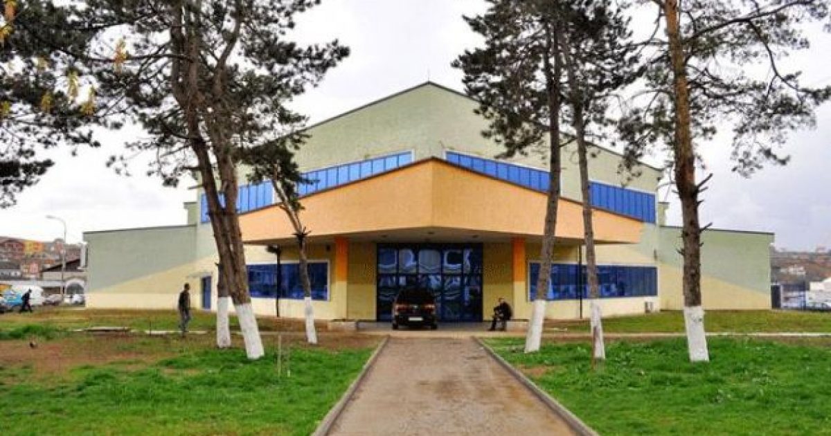 Onkologjia në gjendje alarmante, pacientët me kancer mbesin pa rrezatim