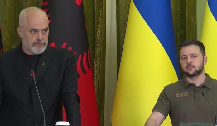 Biseda telefonike e Zelenskyt me Ramën, presidenti ukrainas jep detaje