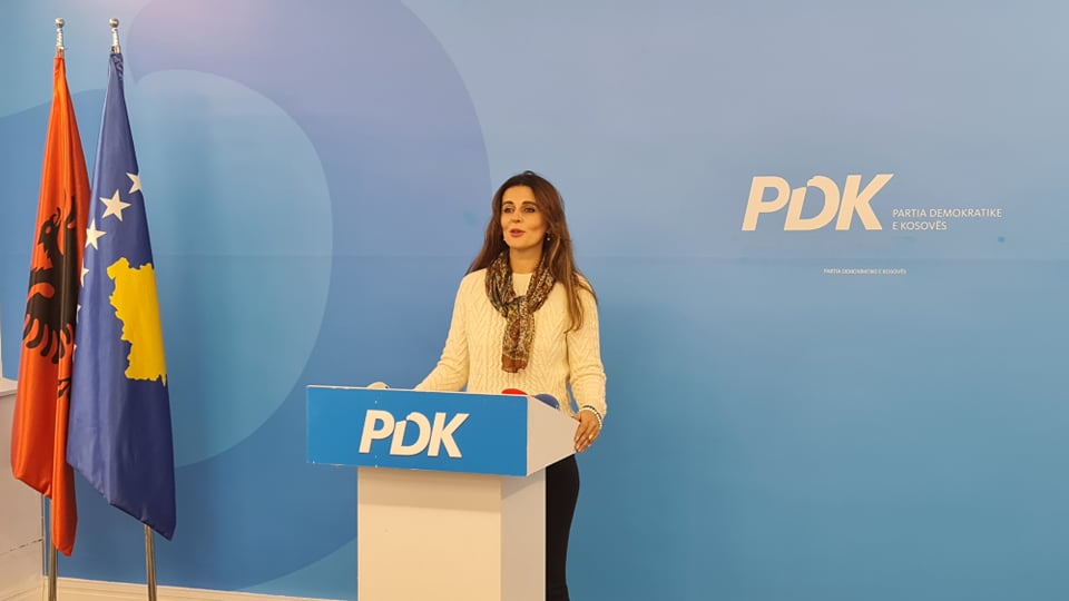 PDK pretendon për 3 skandale në Qeverinë Kurti