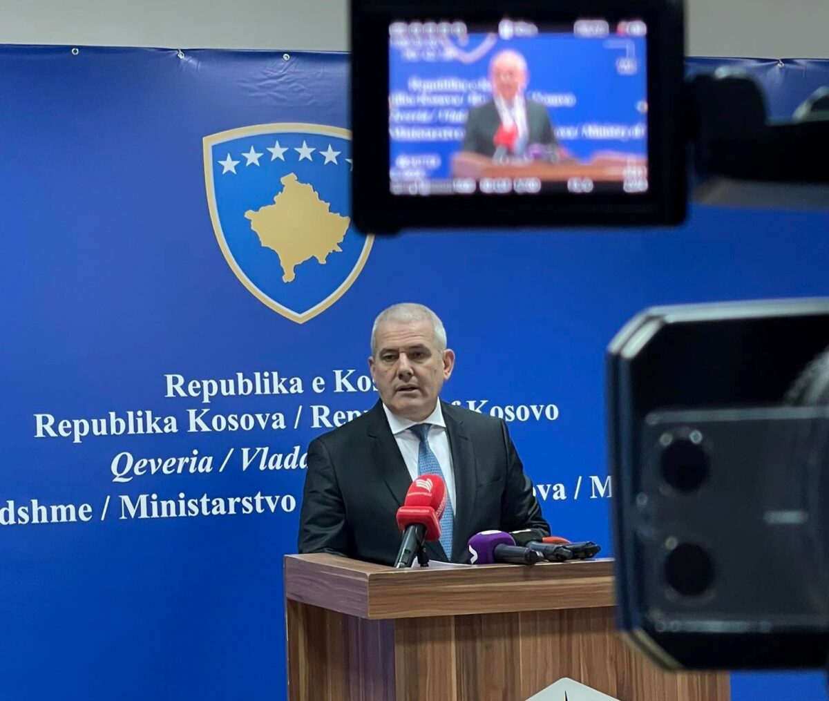 Sveçla pas sulmit ndaj Policië në Veri: Grupet kriminale duan të ngjallin frikë