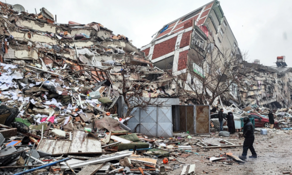 Bilanci tragjik, mbi 50 mijë të vdekur nga tërmeti Turqi dhe Siri