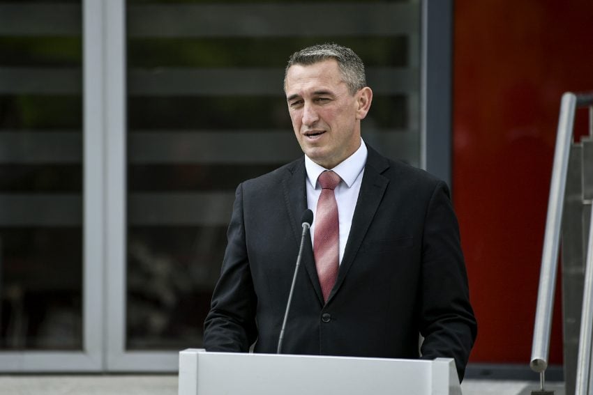 Rashiq për Kosovën dhe Serbinë: Duhet ta duam edhe njerkën edhe nënën