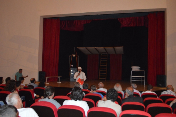 Thirrje publike për projekte teatrore në Teatrin e Qytetit “Avdush Hasani”