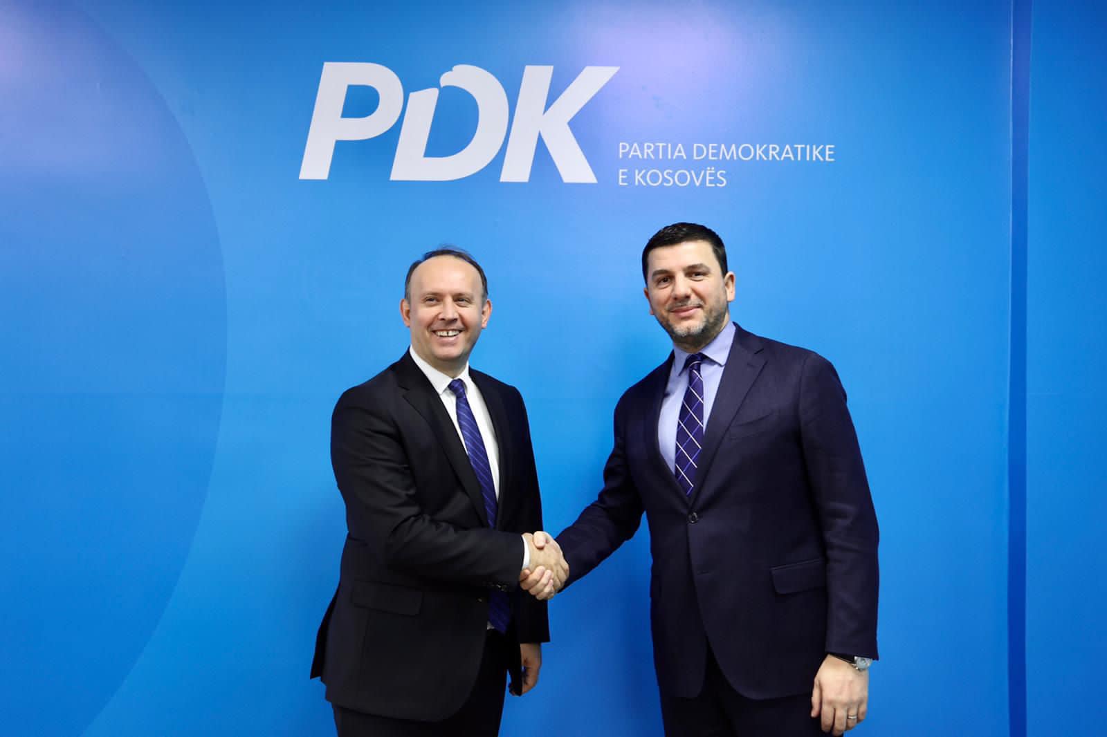 Krasniqi pas takimit me Gashin: Alternativa ka bërë një punë të rëndësishme në fuqizimin e rolit të faktorit shqiptar atje