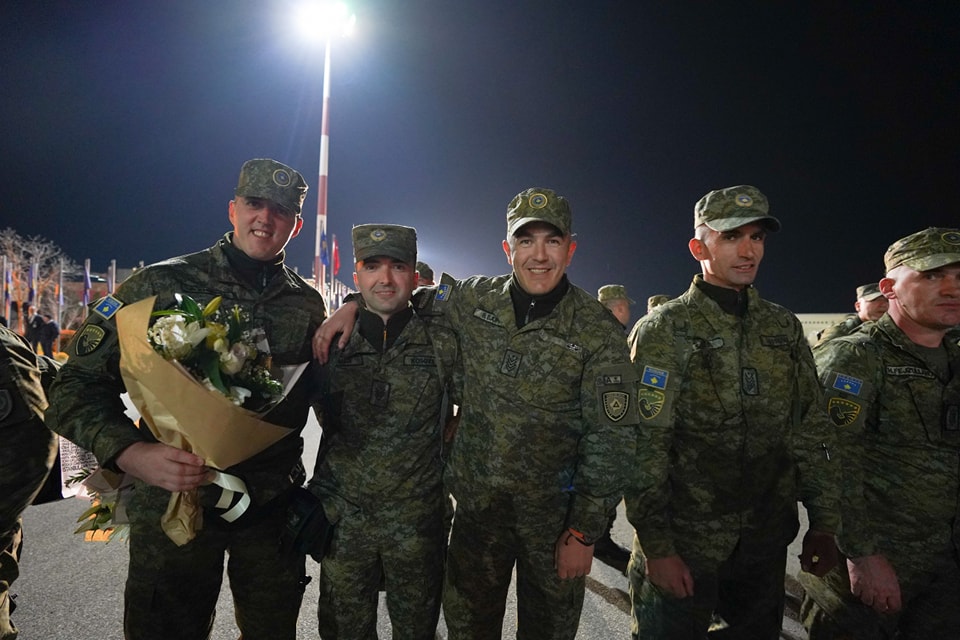 Kthehen në Kosovë ushtarët e FSK që ishin në Turqi, Mehaj thotë se ata janë krenaria jonë