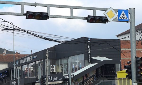 Ja arsyeja pse semaforët në Podujevë janë jashtë funksionit