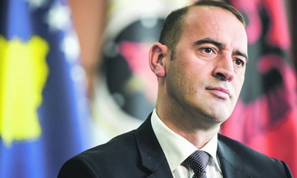 Haradinaj për Kurtin: Tik-tak, tik-tak po i han fjalët