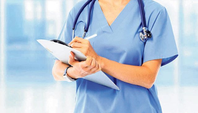 Vdes infermierja kosovare