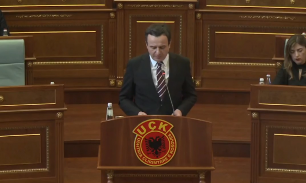 Kurti: Lufta e lavdishme e UÇK-së arriti t’i përfshijë aleatët ndërkombëtarë në çlirimin e Kosovës