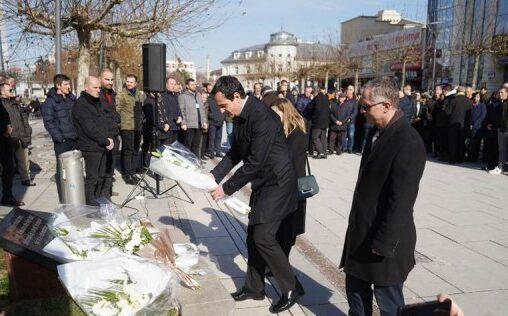 Kurti: 232 plumba shkrepi UNMIK-u kur u vranë Arbeni e Moni