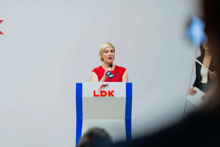 Halimi për ministren Haxhiu: Mendësia e gazit lotsjellës vazhdon, tash ka kaluar në kërcënim