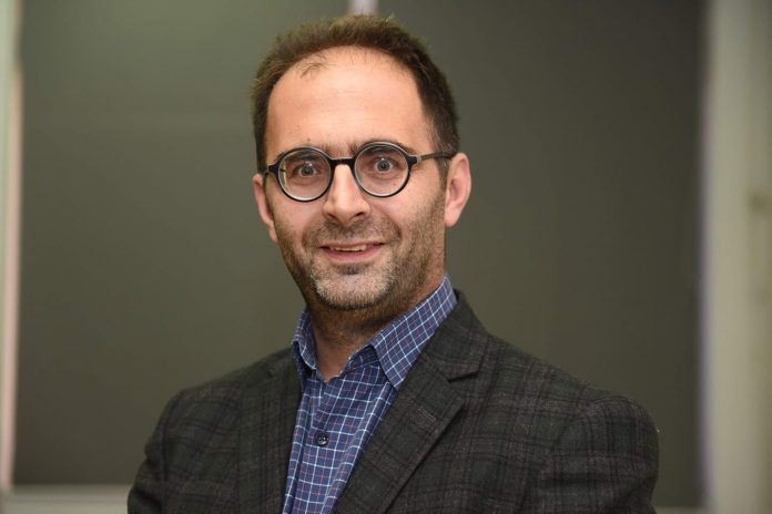 Profesori i Gazetarisë, pas zgjedhjes drejtor të militantit të VV’së: Grushti i fundit për RTK’në