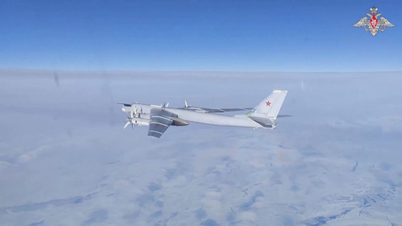 Putini lëshon në ajër “ariun” bërthamor, rusët mësyjnë Poloninë, dy avionë të NATO-s i ndalojnë