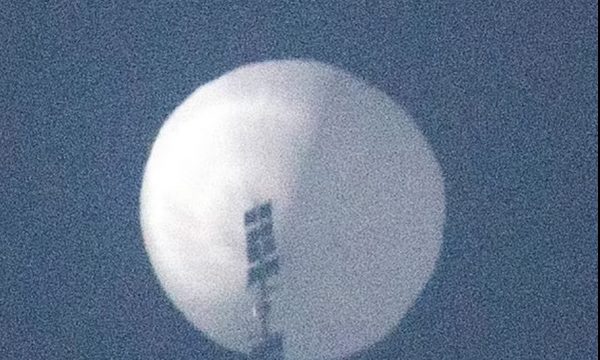 Balonat spiune që po trondisin SHBA, Biden po mendon ta rrëzojë