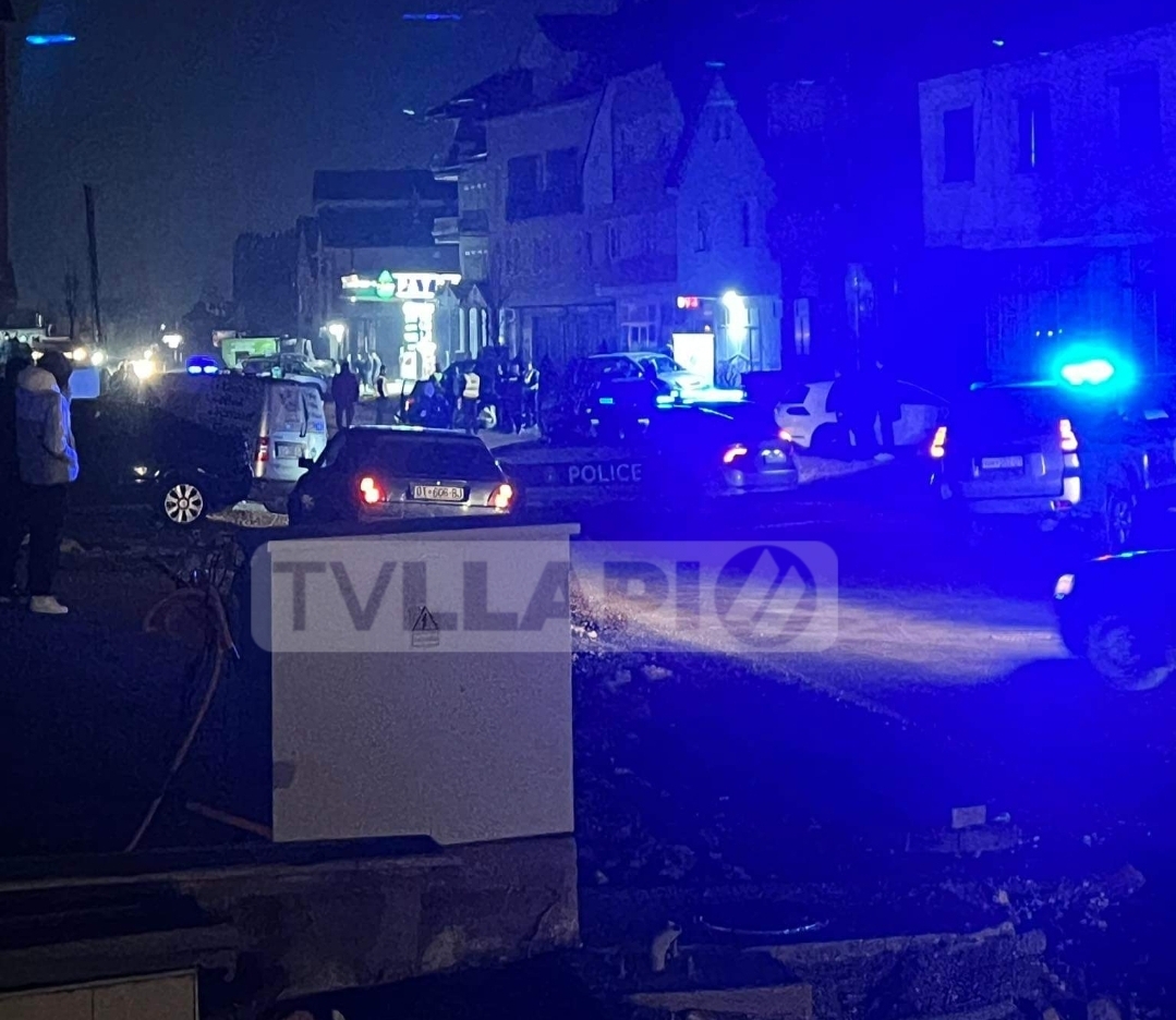 Aksident mes tri veturave në Podujevë: Të lënduar disa fëmijë, një foshnje në gjendje të rëndë