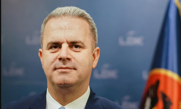 Azemi i LDK-së: Qeveria e dështuar në menaxhim po e përdor popullizmin për t’iu hedhur hi syve qytetarëve