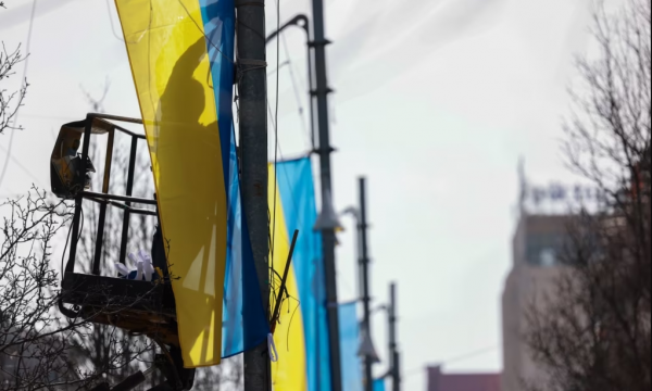 Prishtina solidarizohet me Ukrainën në përvjetorin e parë të pushtimit