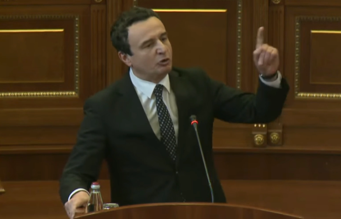 Kurti flet për planin franko-gjerman në Kuvendin e Kosovës, i jep merita Qeverisë për avancimin e dialogut