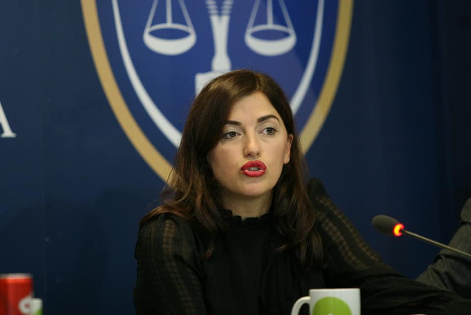 Haxhiu: Ata që kërkojnë kompromise nga Kosova, po i hyjnë në hak asaj